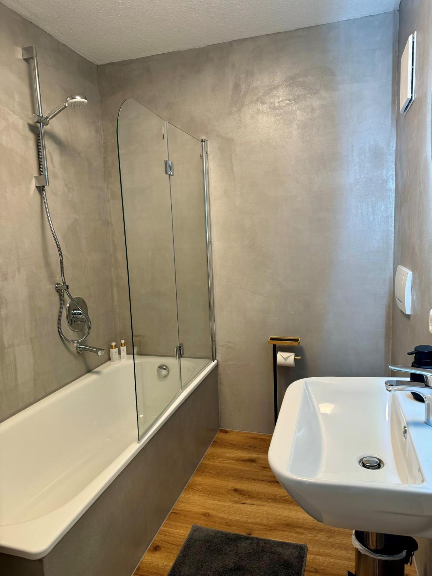 Traumhafte Wohnung Am Stadtbrunnen Der Altstadt Pfullendorf Exterior foto